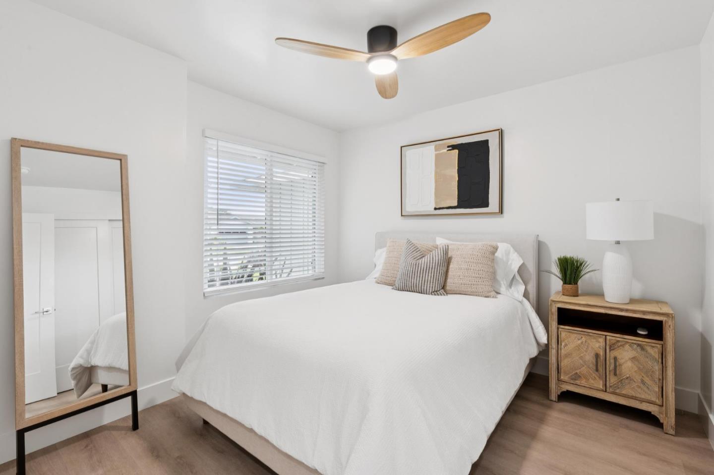 Detail Gallery Image 32 of 53 For 408 Beach Ave, Half Moon Bay,  CA 94019 - 3 Beds | 2 Baths