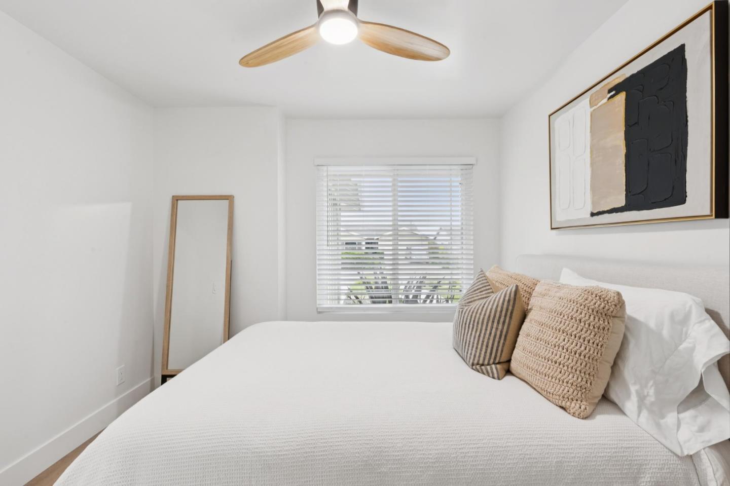 Detail Gallery Image 33 of 53 For 408 Beach Ave, Half Moon Bay,  CA 94019 - 3 Beds | 2 Baths