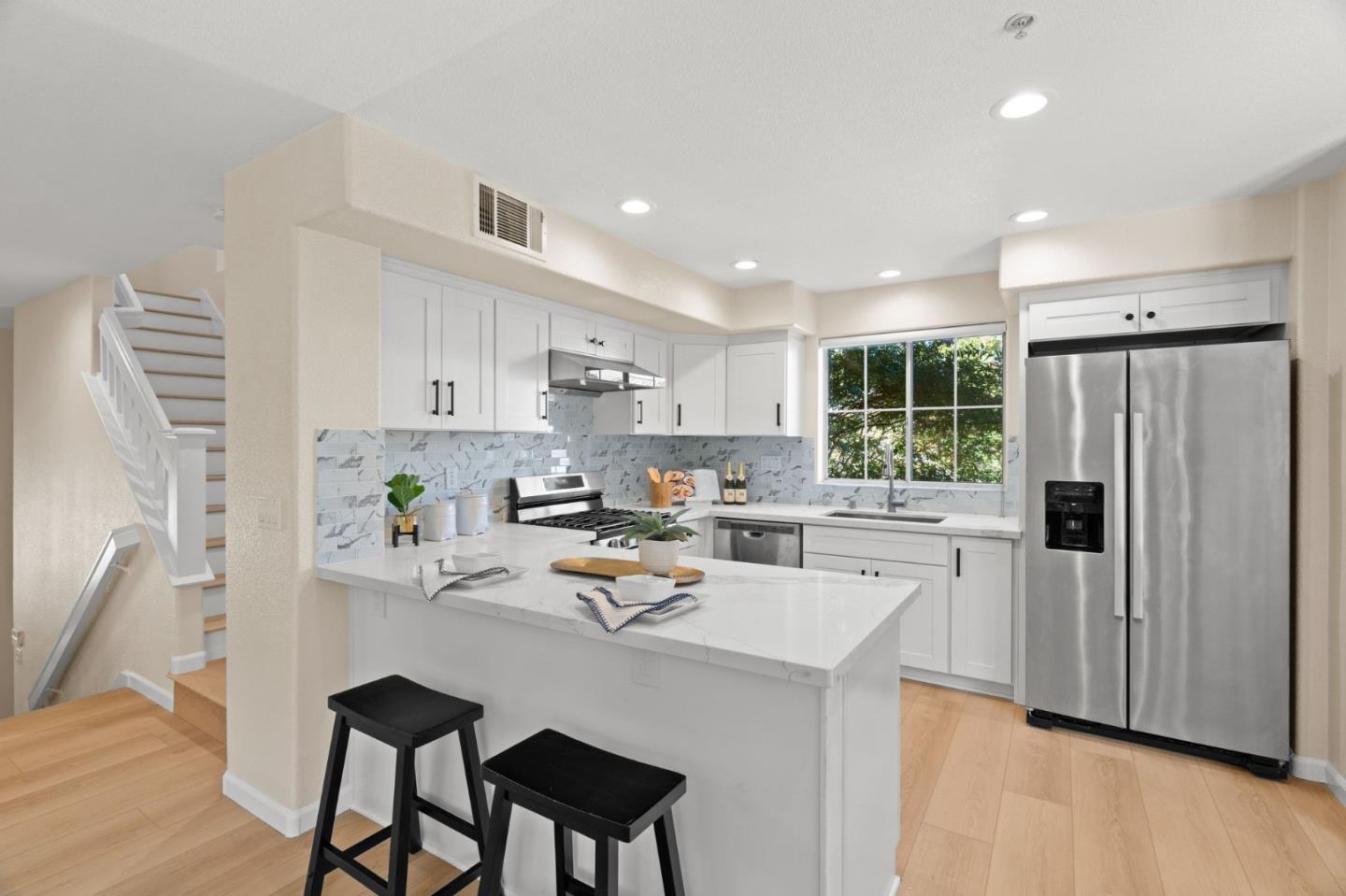 Detail Gallery Image 15 of 56 For 3201 Vineyard Park Way, San Jose,  CA 95135 - 3 Beds | 2 Baths