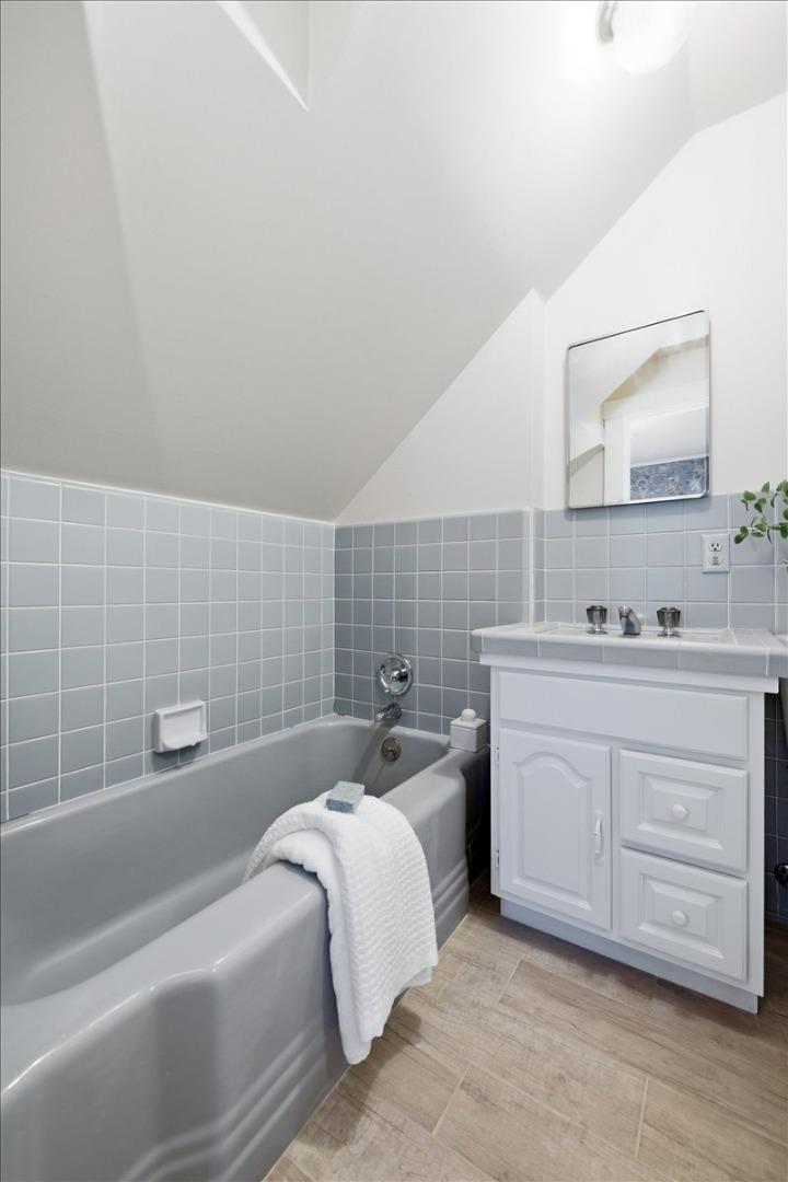 Detail Gallery Image 28 of 78 For 101 Glen Ridge Ave, Los Gatos,  CA 95030 - 6 Beds | 5/1 Baths