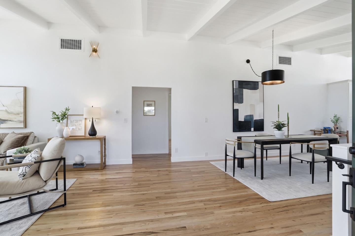 Detail Gallery Image 5 of 35 For 3233 Maplethorpe Ln, Soquel,  CA 95073 - 5 Beds | 3 Baths