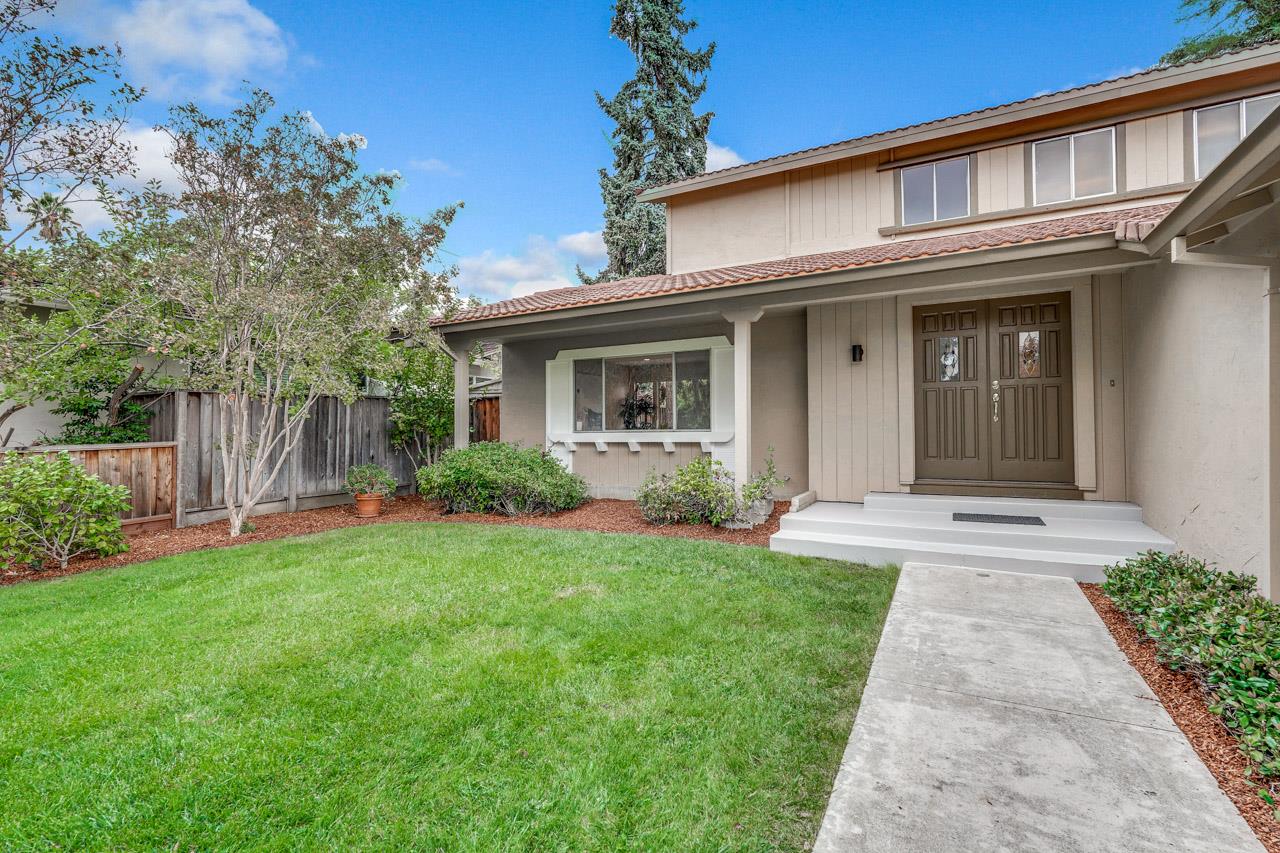 Detail Gallery Image 3 of 53 For 5887 Amapola Dr, San Jose,  CA 95129 - 5 Beds | 3 Baths