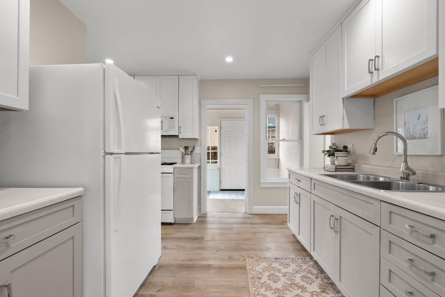 Detail Gallery Image 13 of 42 For 223 Routier St, Santa Cruz,  CA 95060 - 4 Beds | 2 Baths