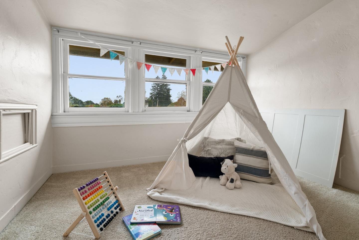 Detail Gallery Image 27 of 42 For 223 Routier St, Santa Cruz,  CA 95060 - 4 Beds | 2 Baths