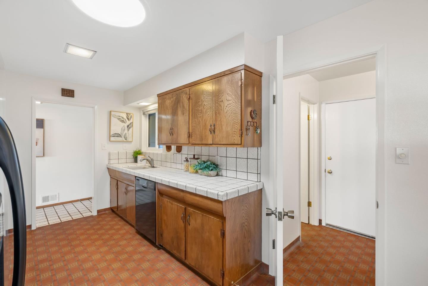 Detail Gallery Image 17 of 46 For 2536 Malaga Dr, San Jose,  CA 95125 - 4 Beds | 2/1 Baths