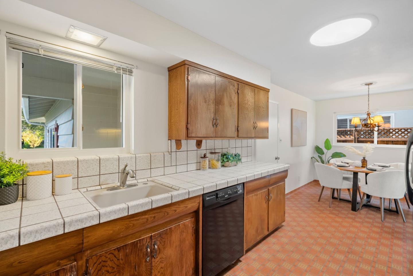 Detail Gallery Image 19 of 46 For 2536 Malaga Dr, San Jose,  CA 95125 - 4 Beds | 2/1 Baths