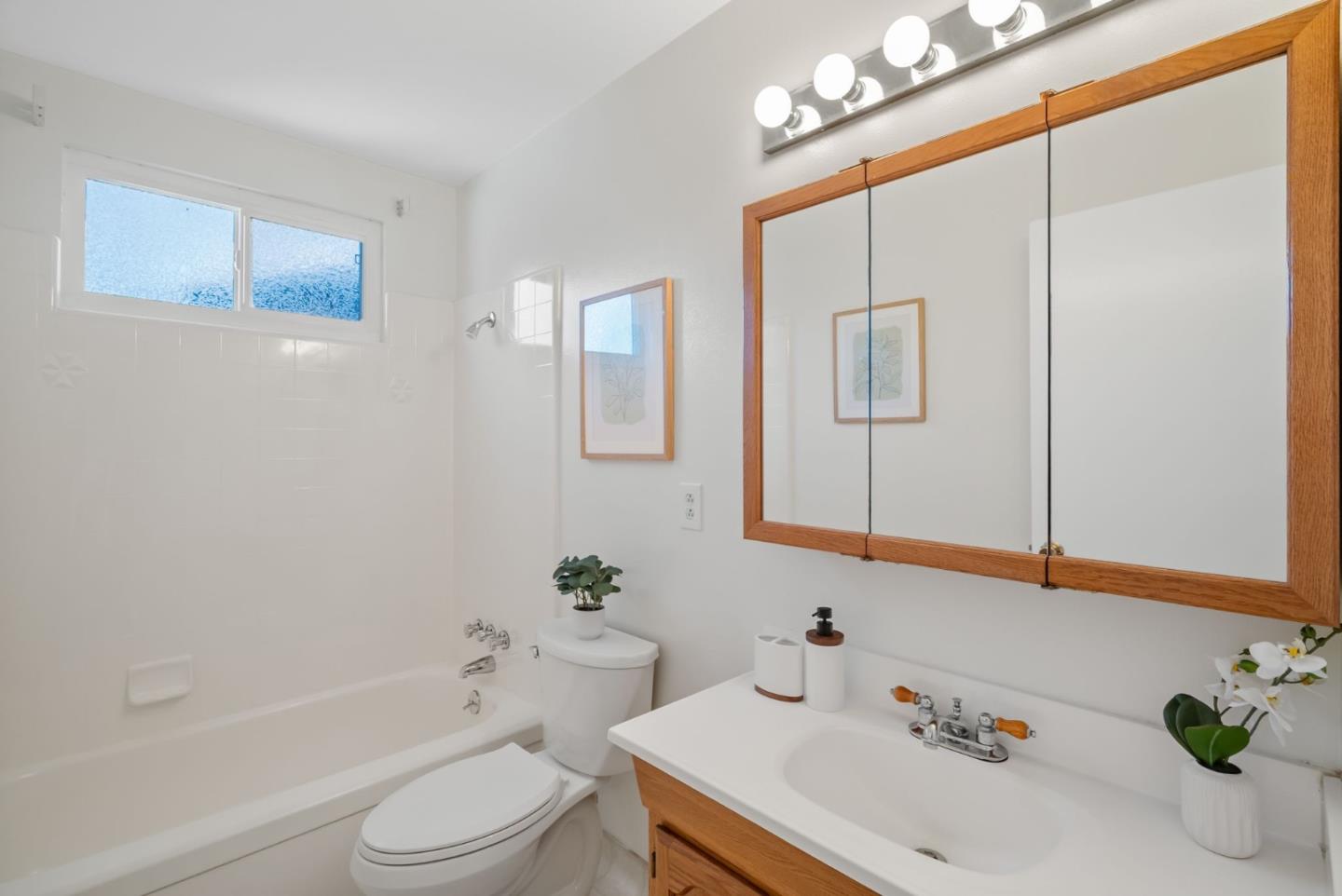 Detail Gallery Image 28 of 46 For 2536 Malaga Dr, San Jose,  CA 95125 - 4 Beds | 2/1 Baths