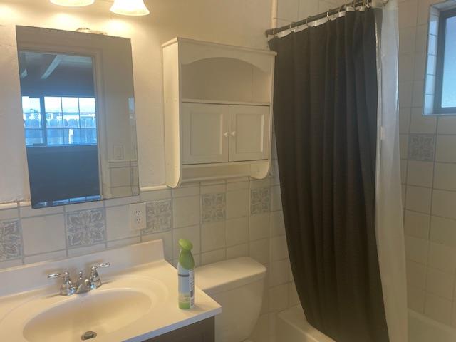 Detail Gallery Image 19 of 19 For 629 Chaparral St, Salinas,  CA 93906 - 4 Beds | 2 Baths