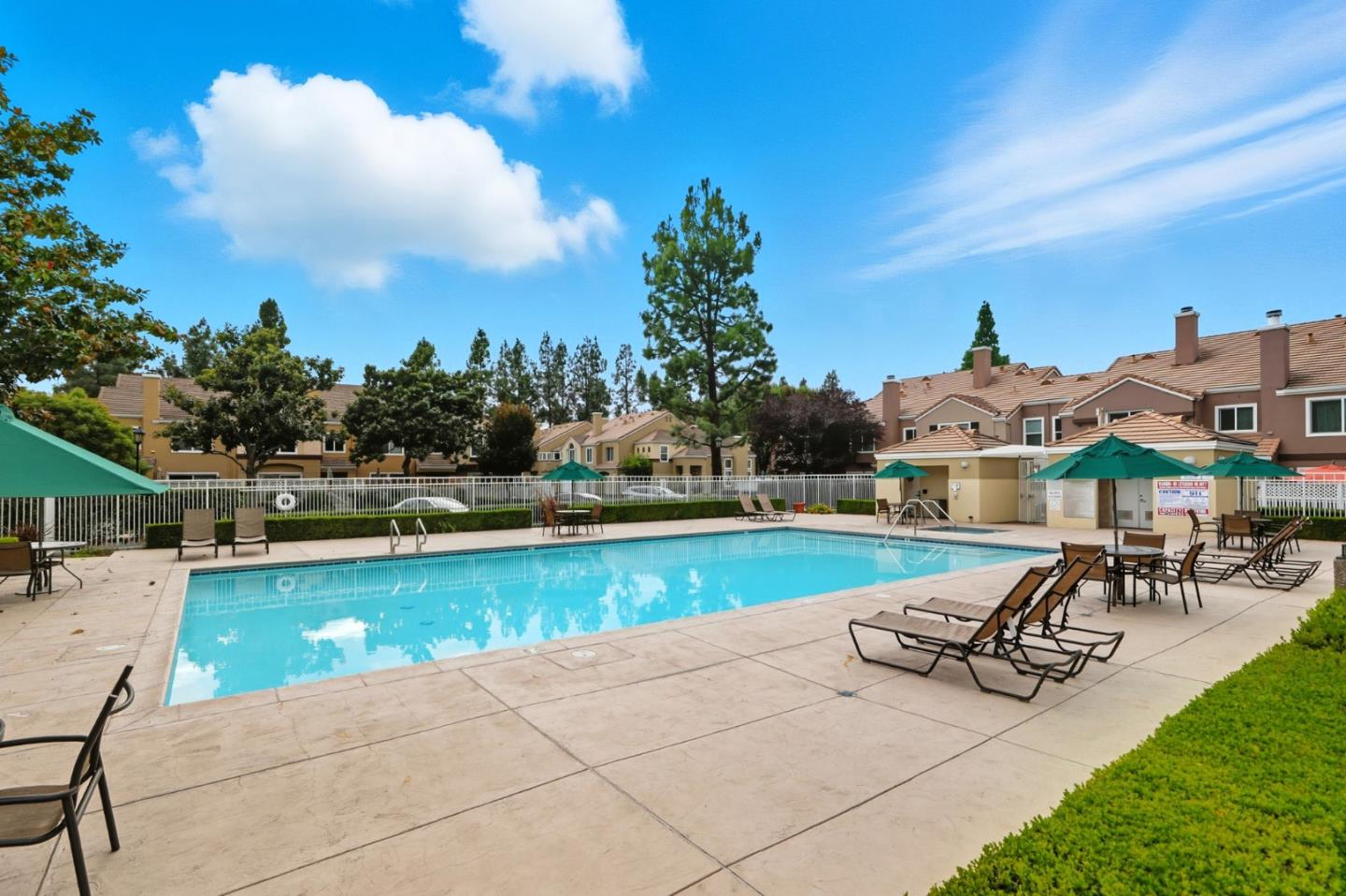 Detail Gallery Image 12 of 16 For 6945 Rodling Dr #C,  San Jose,  CA 95138 - 2 Beds | 2/1 Baths