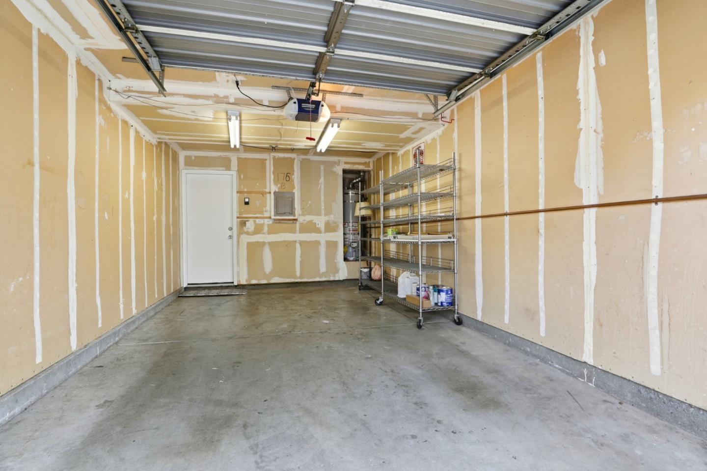 Detail Gallery Image 9 of 16 For 6945 Rodling Dr #C,  San Jose,  CA 95138 - 2 Beds | 2/1 Baths