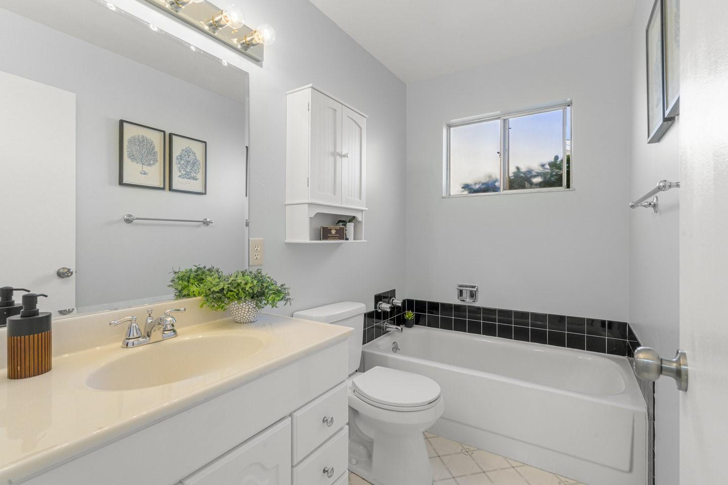 Detail Gallery Image 32 of 54 For 2476 Le Bain Dr, San Jose,  CA 95130 - 4 Beds | 2 Baths