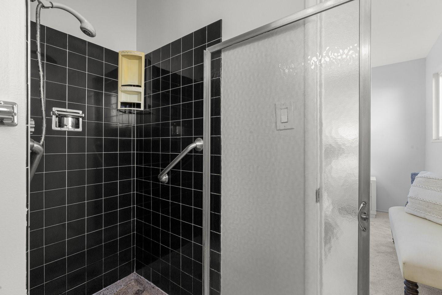 Detail Gallery Image 39 of 54 For 2476 Le Bain Dr, San Jose,  CA 95130 - 4 Beds | 2 Baths