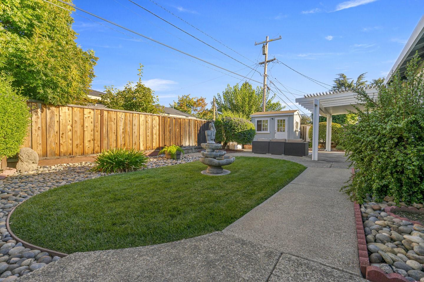 Detail Gallery Image 42 of 54 For 2476 Le Bain Dr, San Jose,  CA 95130 - 4 Beds | 2 Baths