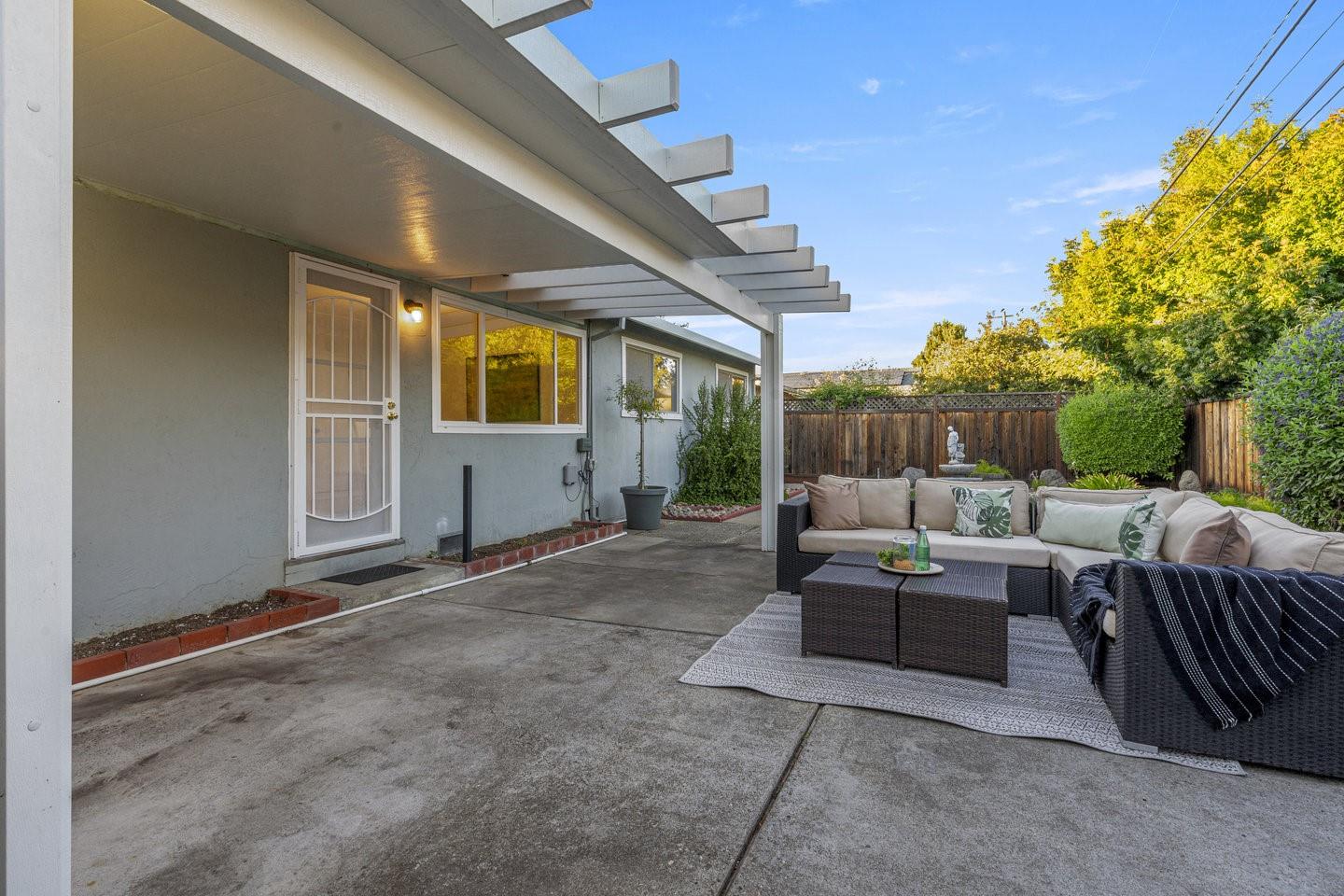 Detail Gallery Image 50 of 54 For 2476 Le Bain Dr, San Jose,  CA 95130 - 4 Beds | 2 Baths