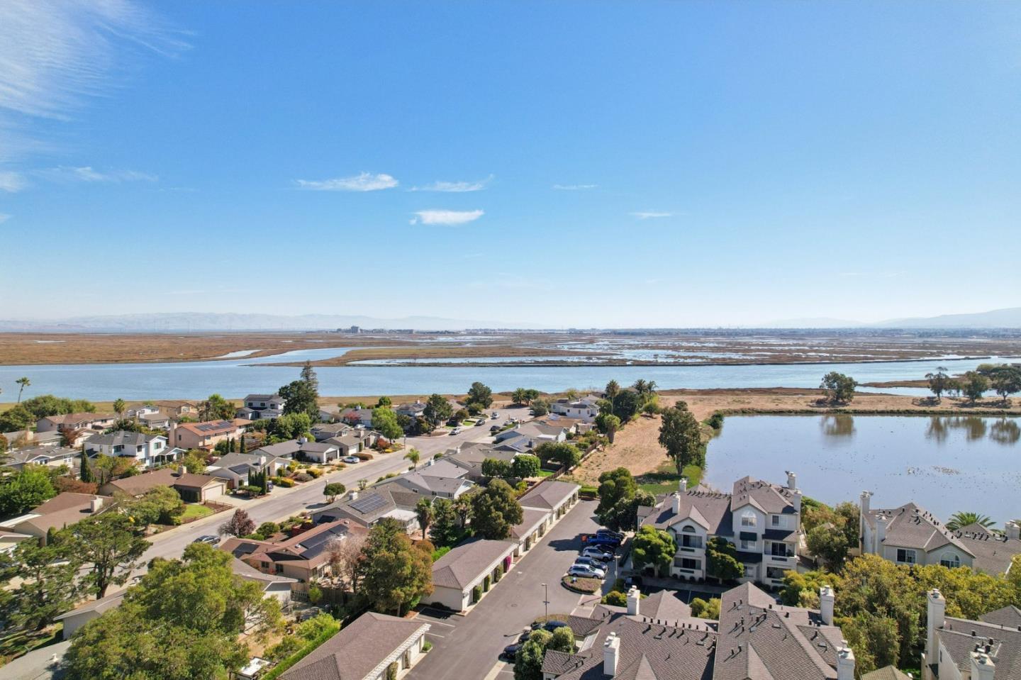 Detail Gallery Image 43 of 45 For 2508 Hastings Shore Ln, Redwood City,  CA 94065 - 2 Beds | 2 Baths