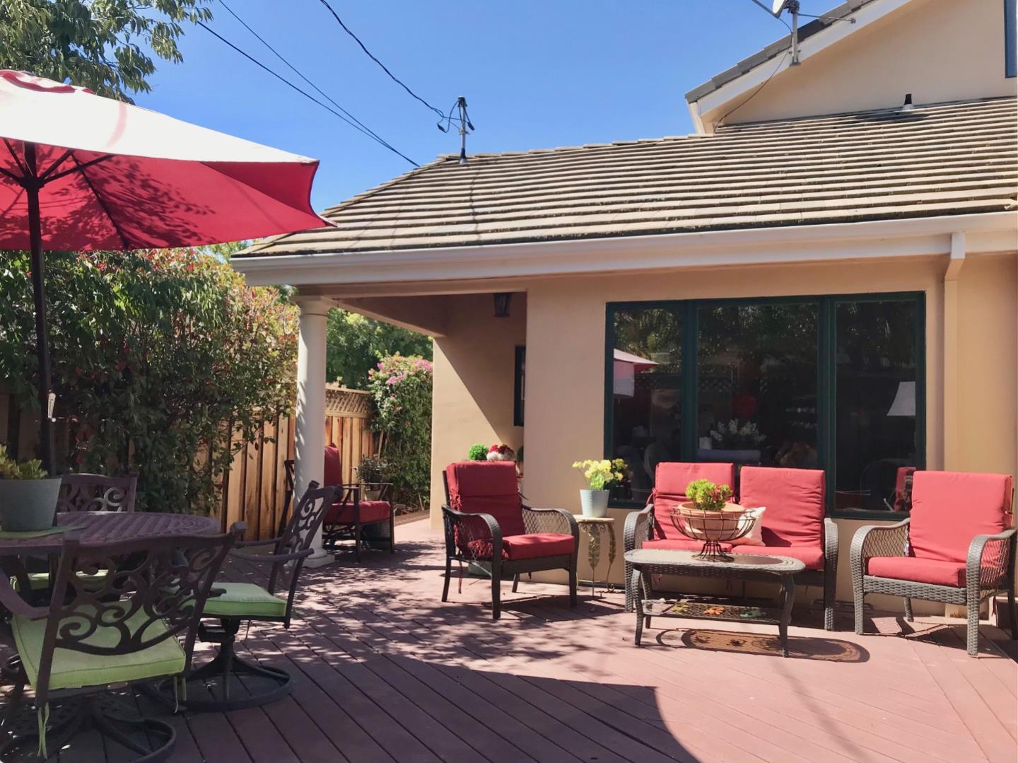 Detail Gallery Image 25 of 27 For 1423 Nilda Ave, Mountain View,  CA 94040 - 4 Beds | 2/1 Baths