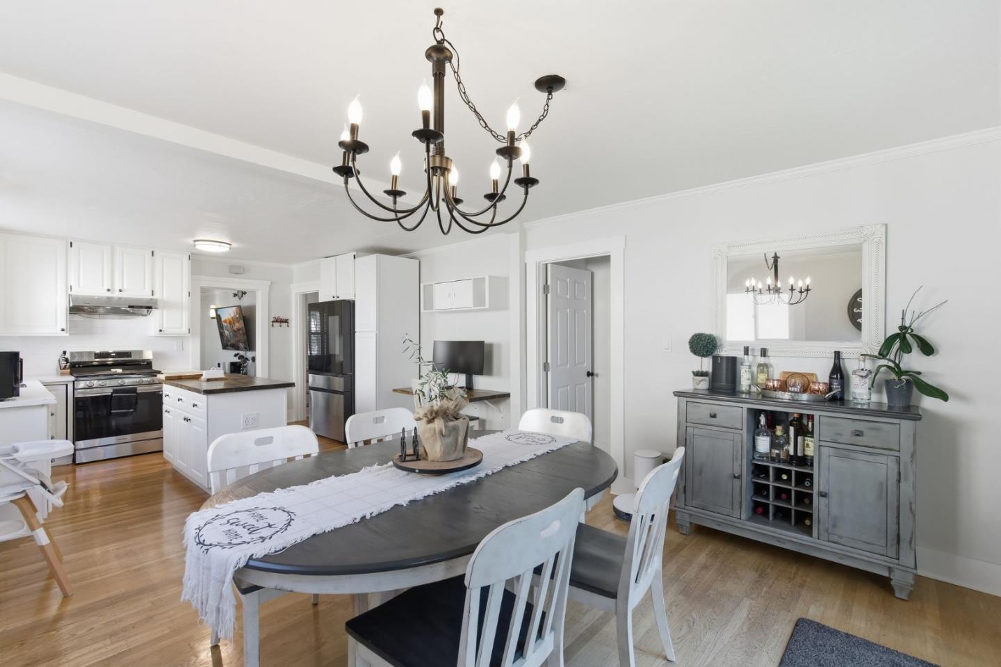 Detail Gallery Image 12 of 28 For 391 Hazel Ave, San Bruno,  CA 94066 - 2 Beds | 1/1 Baths