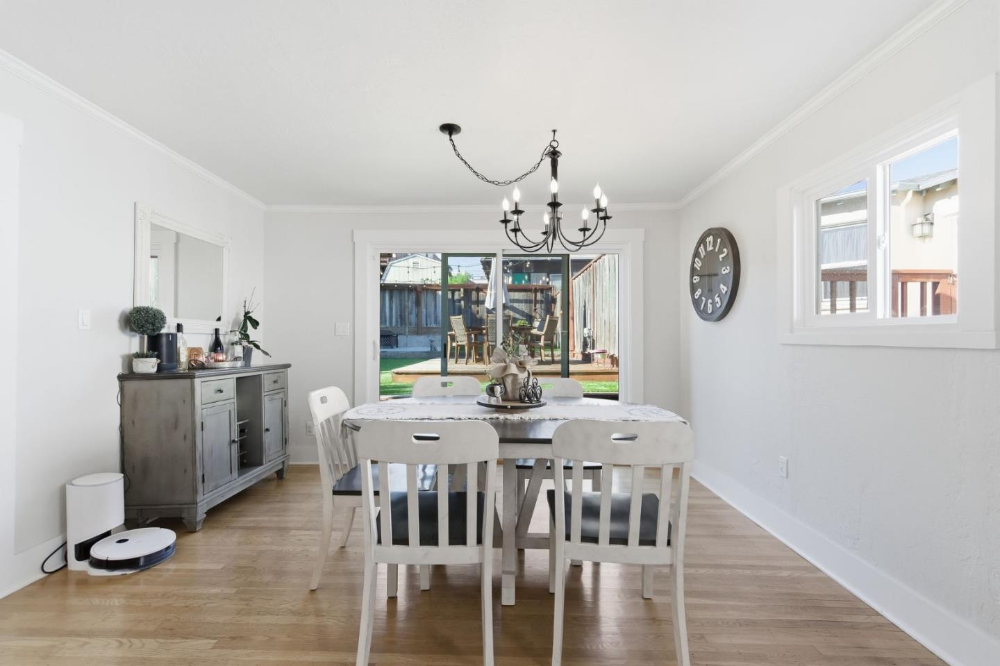 Detail Gallery Image 14 of 28 For 391 Hazel Ave, San Bruno,  CA 94066 - 2 Beds | 1/1 Baths