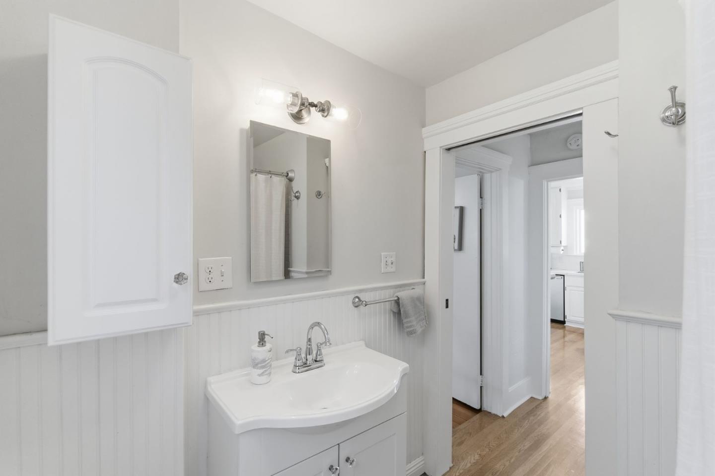 Detail Gallery Image 21 of 28 For 391 Hazel Ave, San Bruno,  CA 94066 - 2 Beds | 1/1 Baths