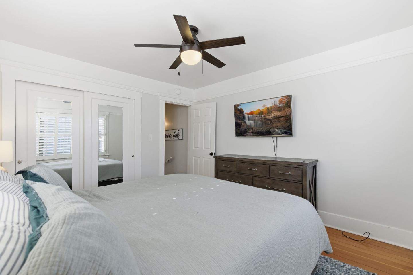 Detail Gallery Image 22 of 28 For 391 Hazel Ave, San Bruno,  CA 94066 - 2 Beds | 1/1 Baths