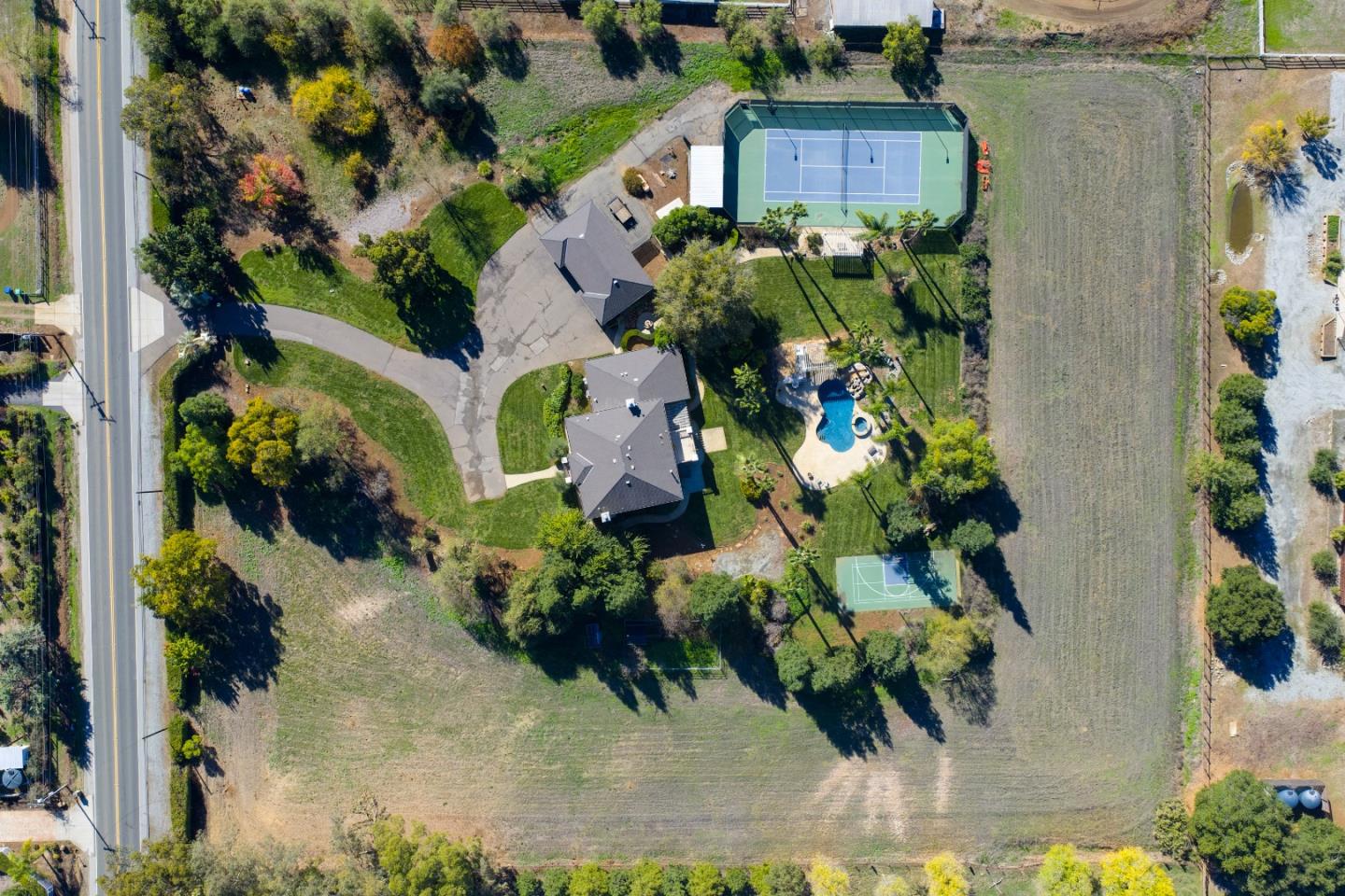 Detail Gallery Image 28 of 29 For 13495 Watsonville Rd, Morgan Hill,  CA 95037 - 5 Beds | 4 Baths