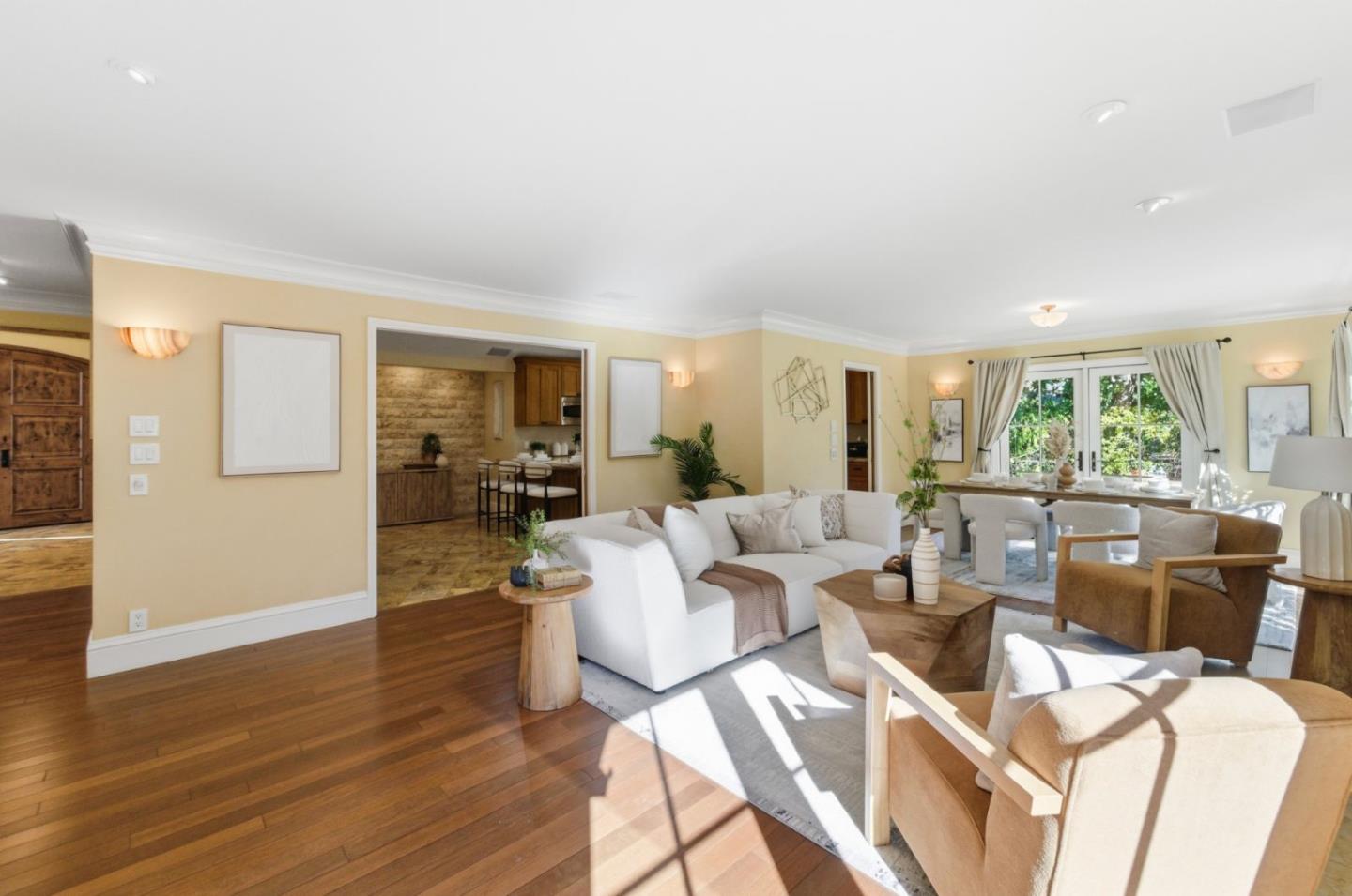 Detail Gallery Image 10 of 63 For 16100 Jasmine Way, Los Gatos,  CA 95032 - 6 Beds | 5 Baths