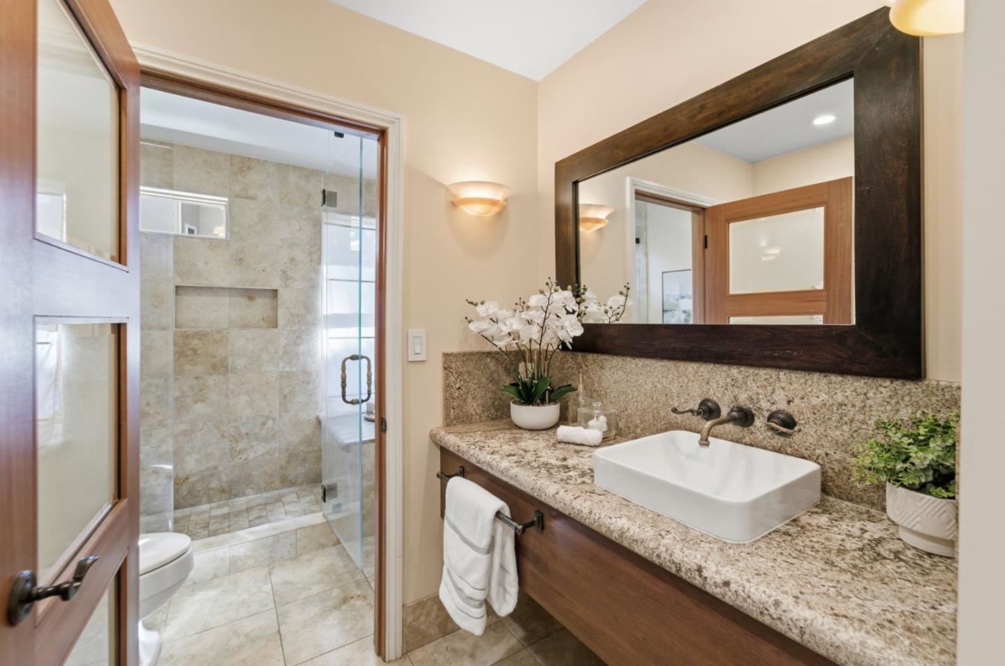 Detail Gallery Image 14 of 63 For 16100 Jasmine Way, Los Gatos,  CA 95032 - 6 Beds | 5 Baths