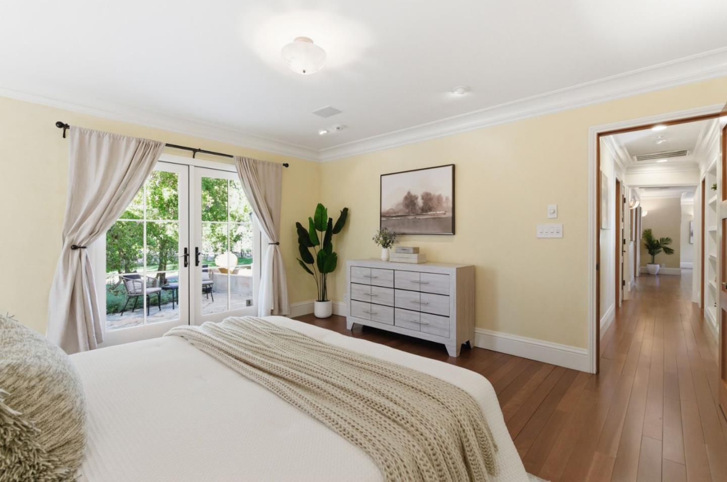 Detail Gallery Image 17 of 63 For 16100 Jasmine Way, Los Gatos,  CA 95032 - 6 Beds | 5 Baths