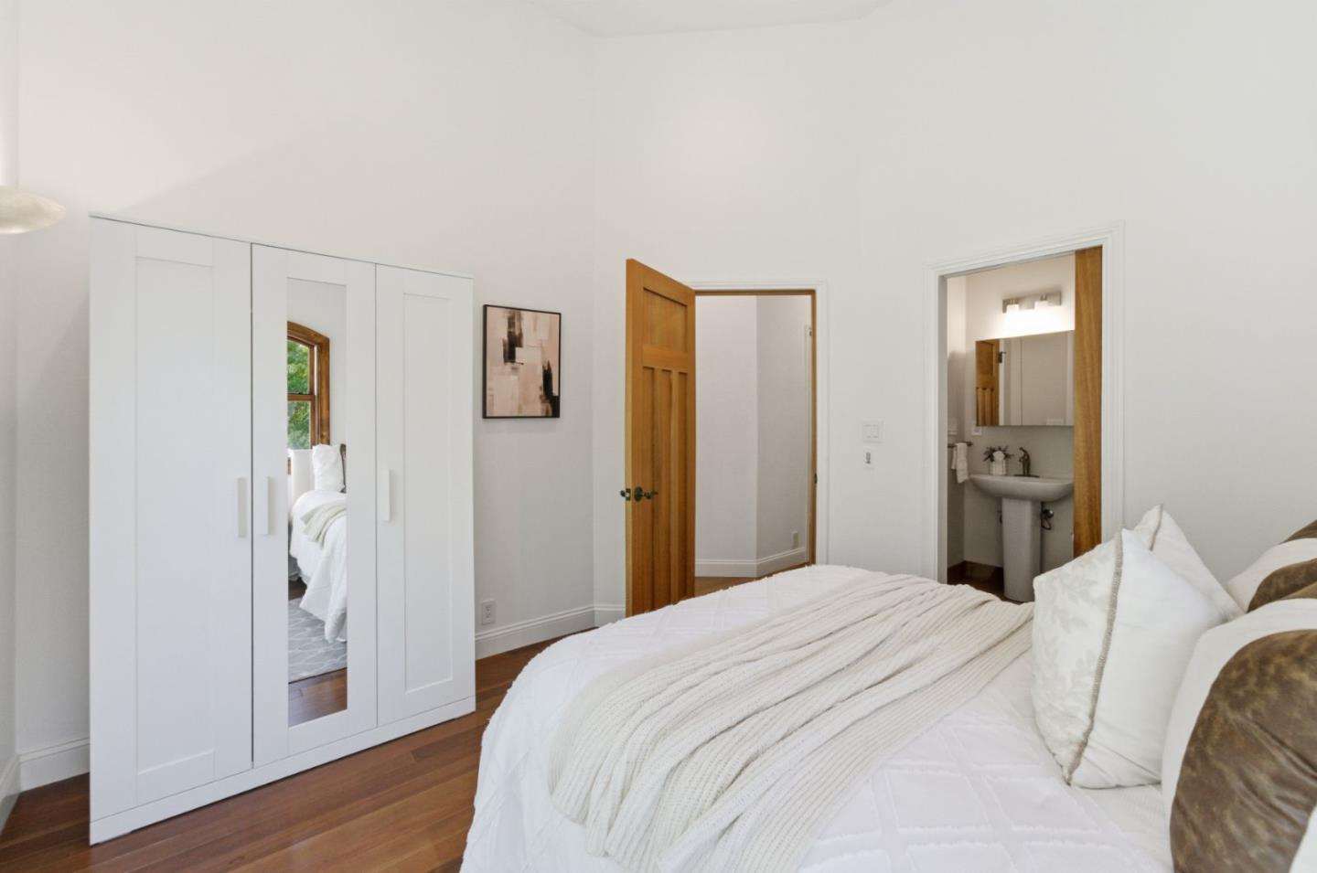 Detail Gallery Image 37 of 63 For 16100 Jasmine Way, Los Gatos,  CA 95032 - 6 Beds | 5 Baths