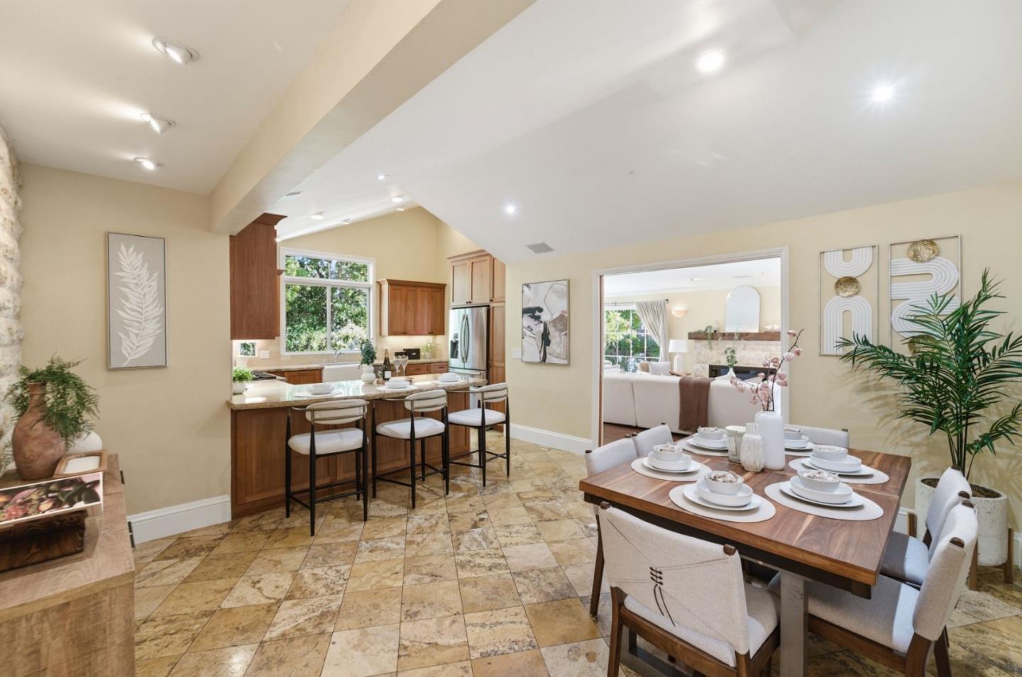 Detail Gallery Image 4 of 63 For 16100 Jasmine Way, Los Gatos,  CA 95032 - 6 Beds | 5 Baths