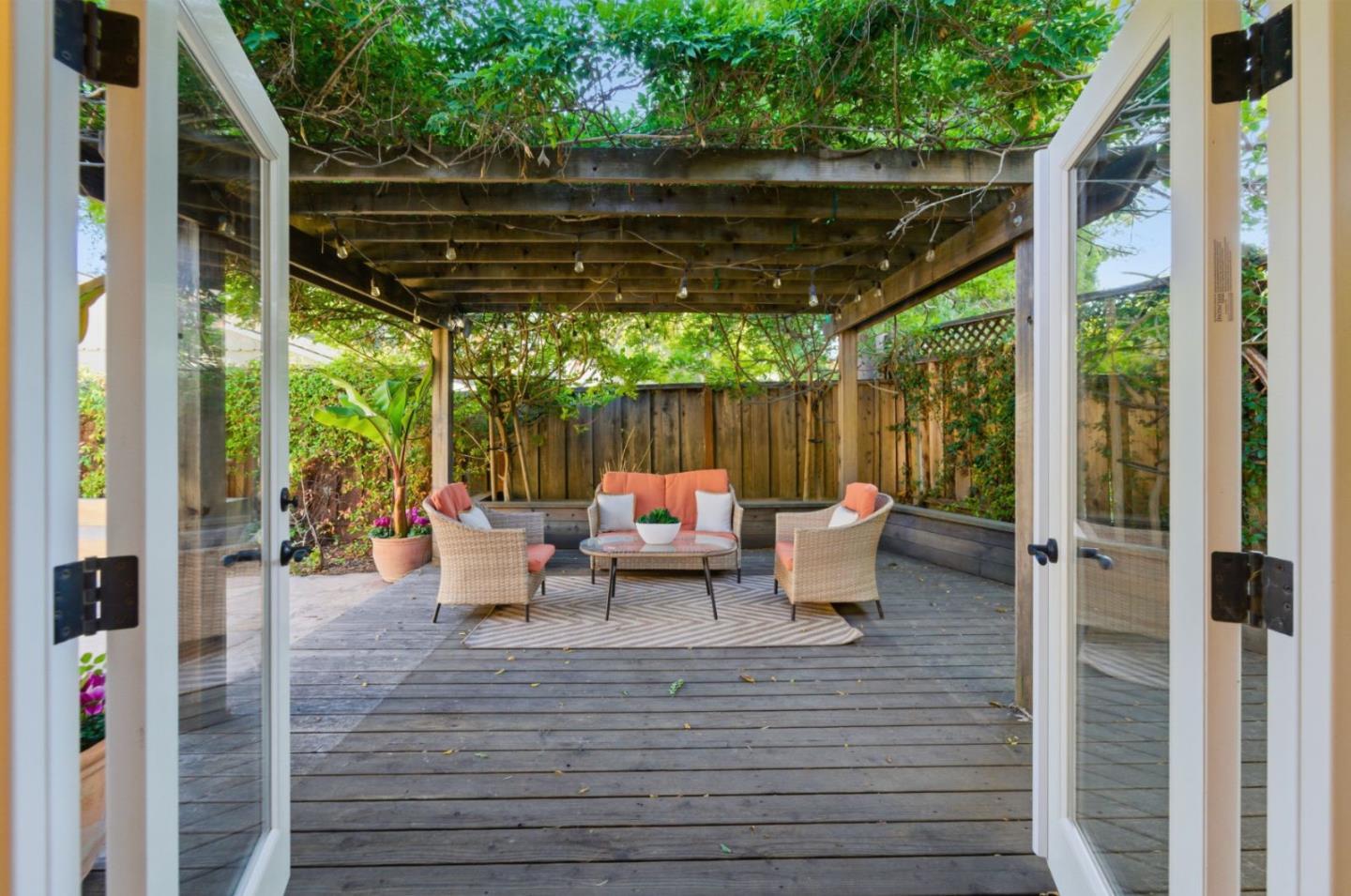 Detail Gallery Image 42 of 63 For 16100 Jasmine Way, Los Gatos,  CA 95032 - 6 Beds | 5 Baths