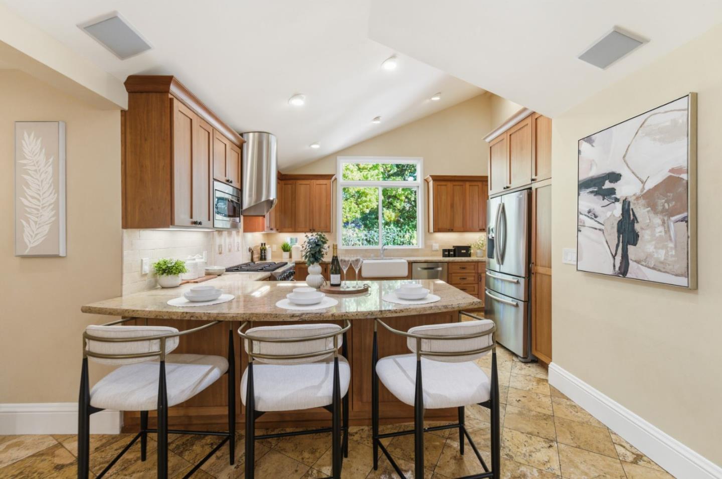 Detail Gallery Image 7 of 63 For 16100 Jasmine Way, Los Gatos,  CA 95032 - 6 Beds | 5 Baths