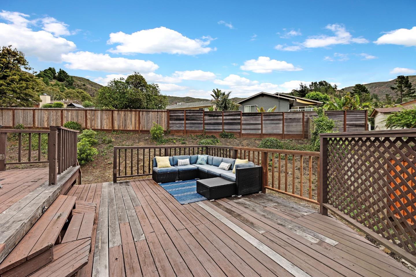 Detail Gallery Image 9 of 27 For 19 Elk Ct, Pacifica,  CA 94044 - 3 Beds | 2 Baths