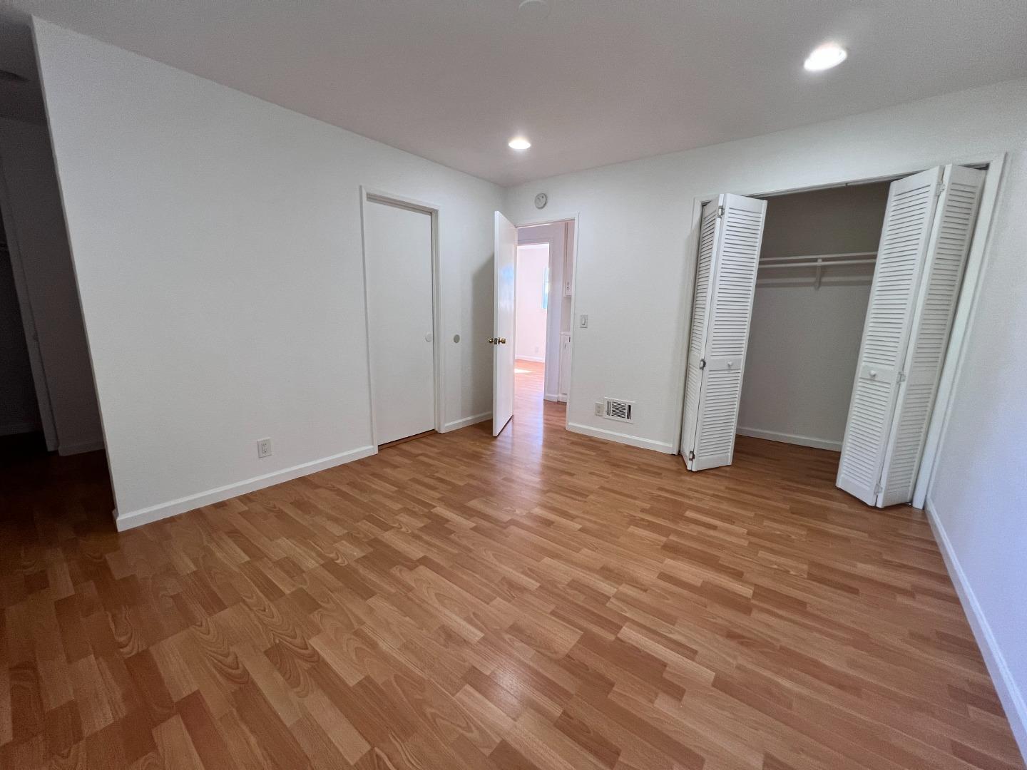 Detail Gallery Image 11 of 14 For 1412 Joe Dimaggio Ct, San Jose,  CA 95122 - 3 Beds | 2 Baths