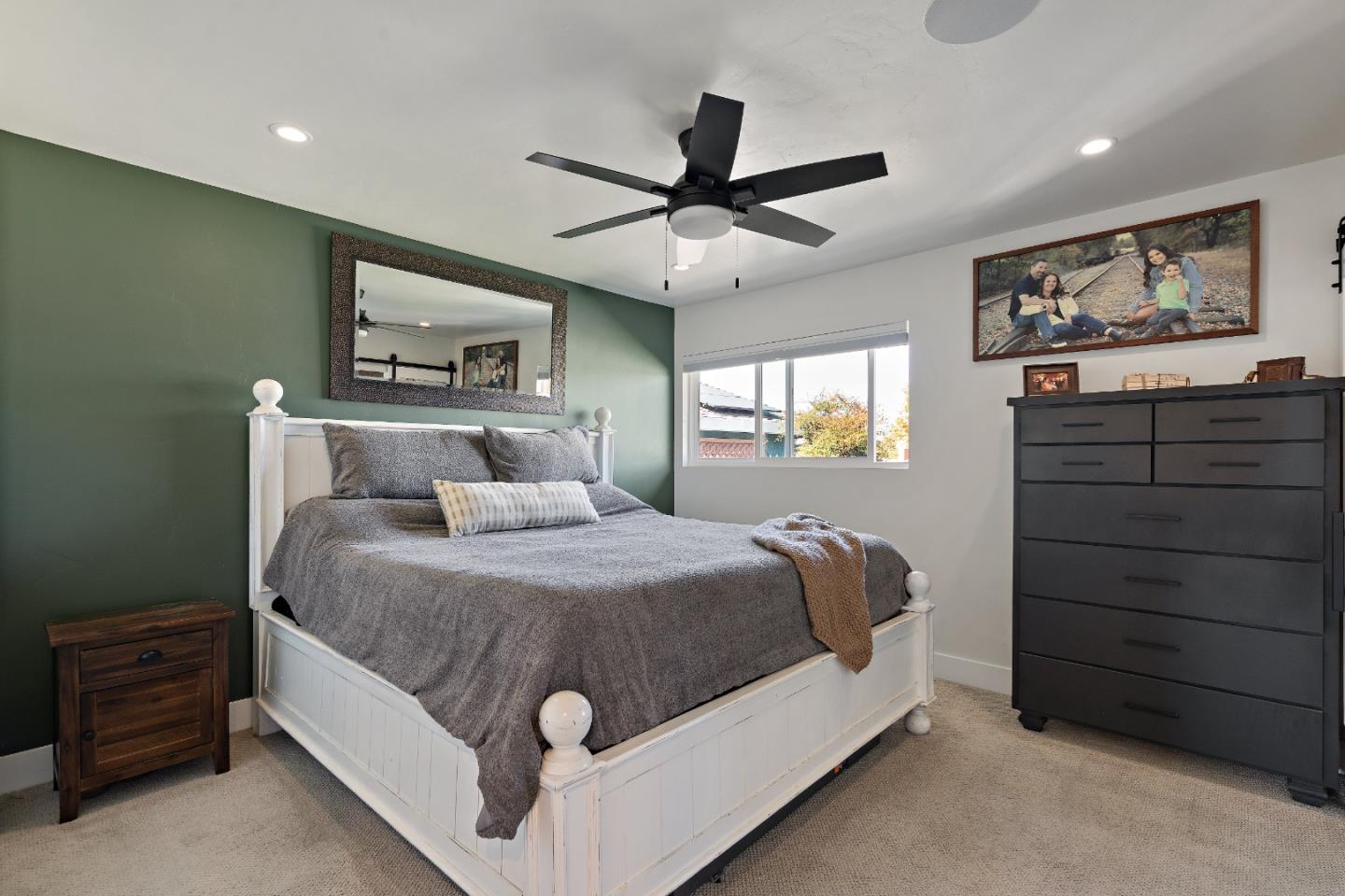 Detail Gallery Image 31 of 68 For 1231 Westward Dr, Hollister,  CA 95023 - 3 Beds | 2 Baths