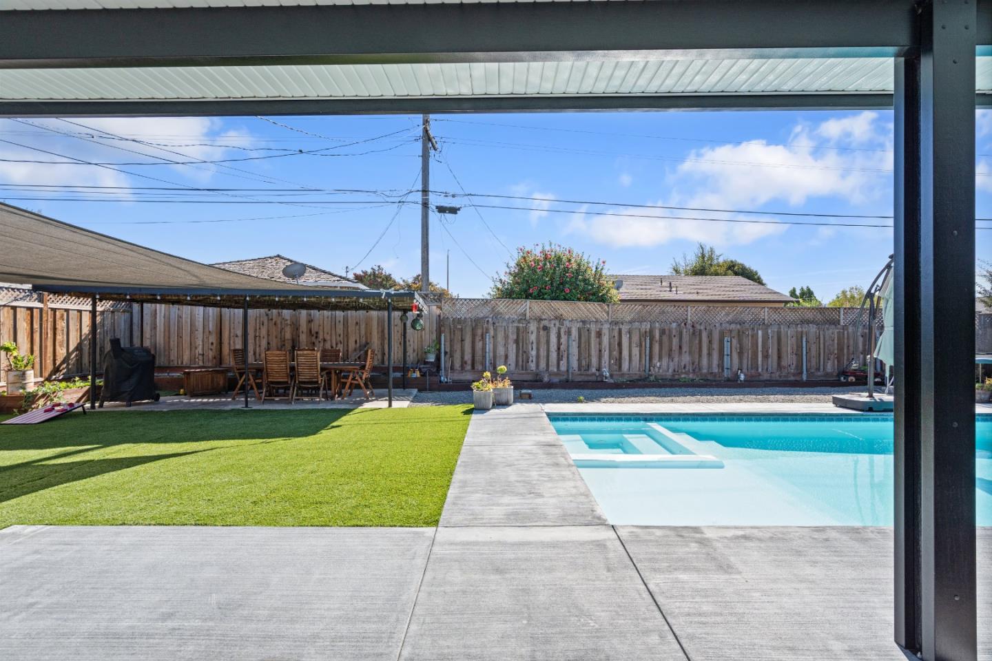 Detail Gallery Image 37 of 68 For 1231 Westward Dr, Hollister,  CA 95023 - 3 Beds | 2 Baths