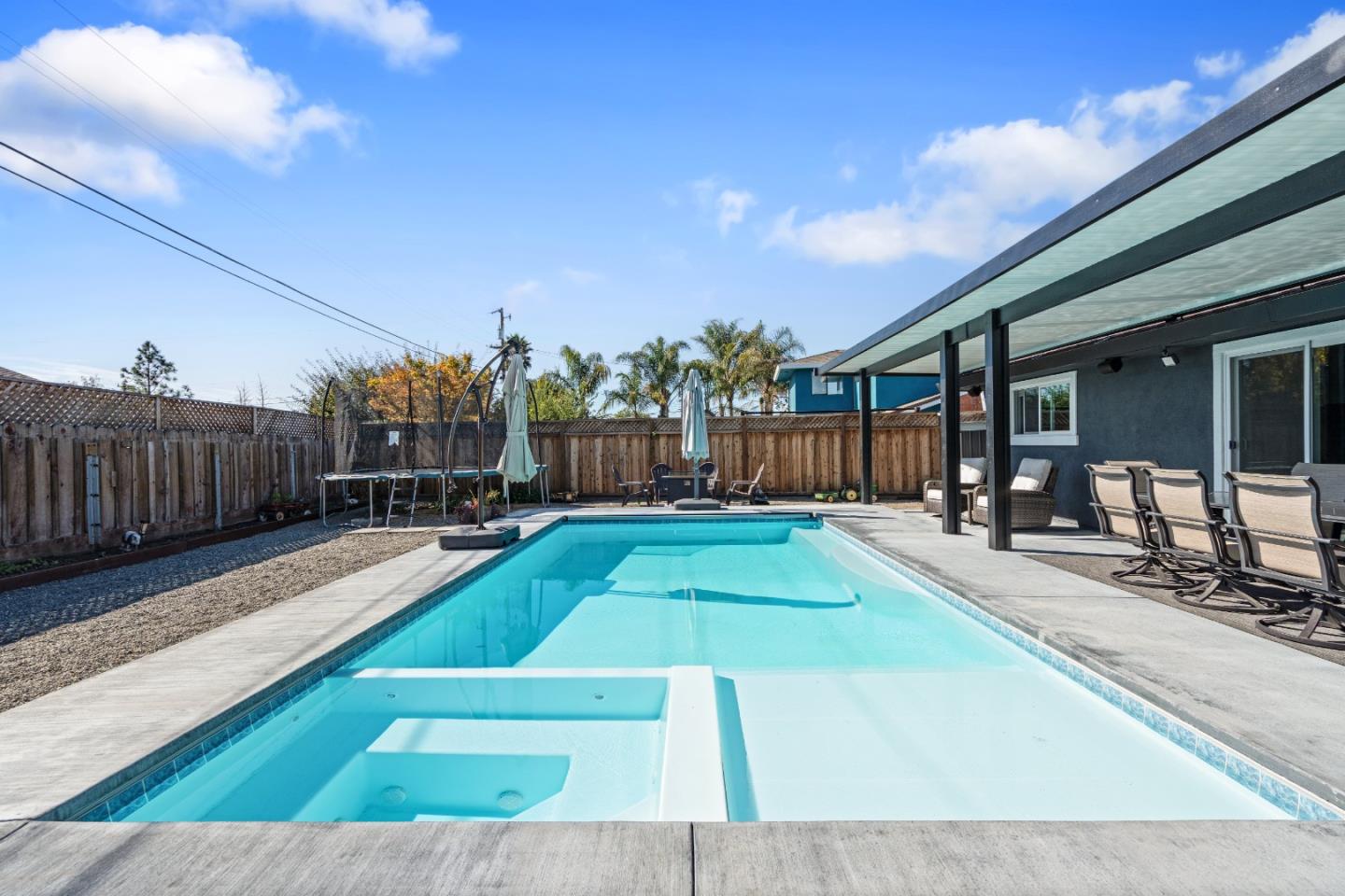 Detail Gallery Image 40 of 68 For 1231 Westward Dr, Hollister,  CA 95023 - 3 Beds | 2 Baths