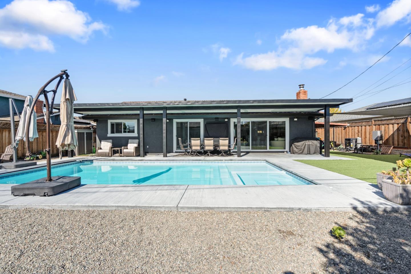 Detail Gallery Image 42 of 68 For 1231 Westward Dr, Hollister,  CA 95023 - 3 Beds | 2 Baths