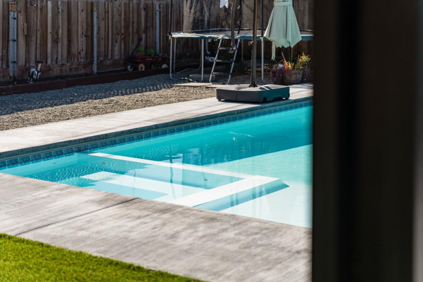 Detail Gallery Image 44 of 68 For 1231 Westward Dr, Hollister,  CA 95023 - 3 Beds | 2 Baths