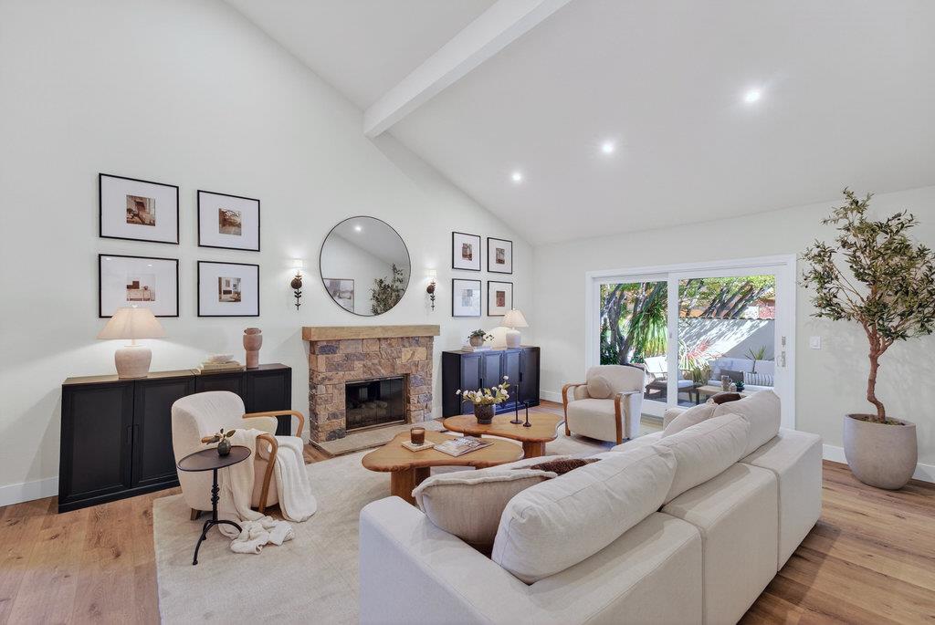 Detail Gallery Image 6 of 48 For 10193 Miner Pl, Cupertino,  CA 95014 - 5 Beds | 3 Baths