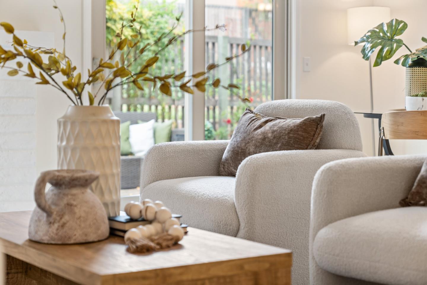 Detail Gallery Image 11 of 72 For 10107 Lamplighter Sq, Cupertino,  CA 95014 - 3 Beds | 2/1 Baths