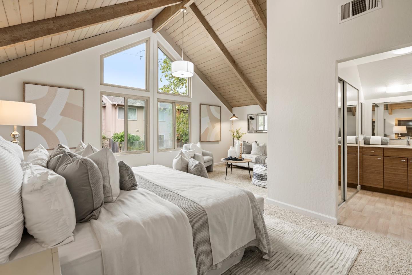 Detail Gallery Image 32 of 72 For 10107 Lamplighter Sq, Cupertino,  CA 95014 - 3 Beds | 2/1 Baths