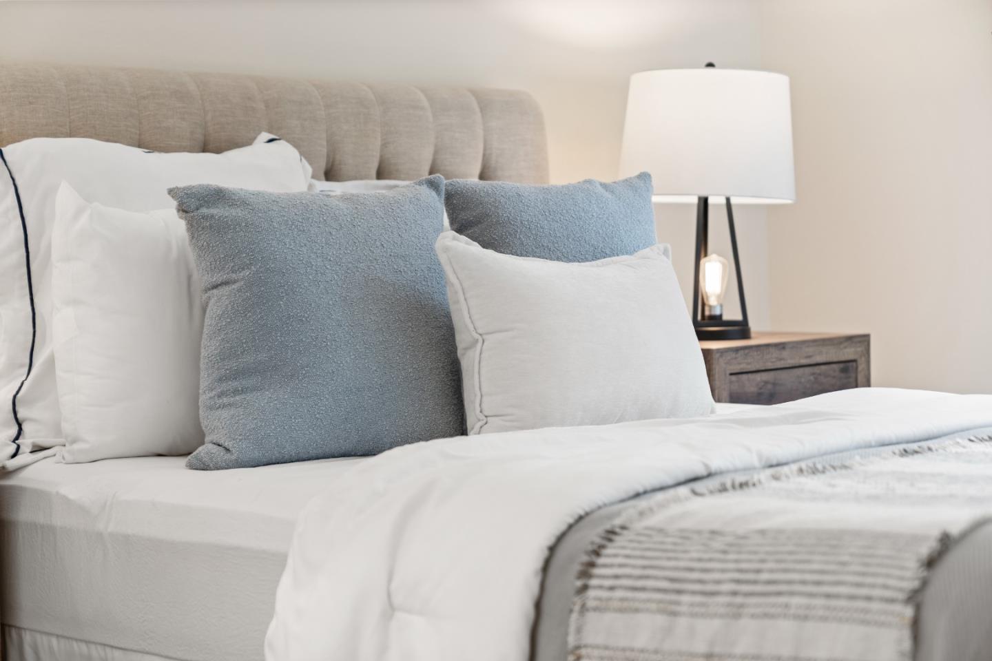 Detail Gallery Image 46 of 72 For 10107 Lamplighter Sq, Cupertino,  CA 95014 - 3 Beds | 2/1 Baths