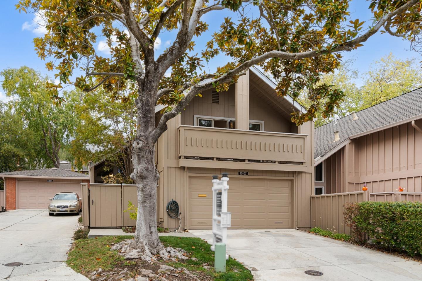 Detail Gallery Image 53 of 72 For 10107 Lamplighter Sq, Cupertino,  CA 95014 - 3 Beds | 2/1 Baths