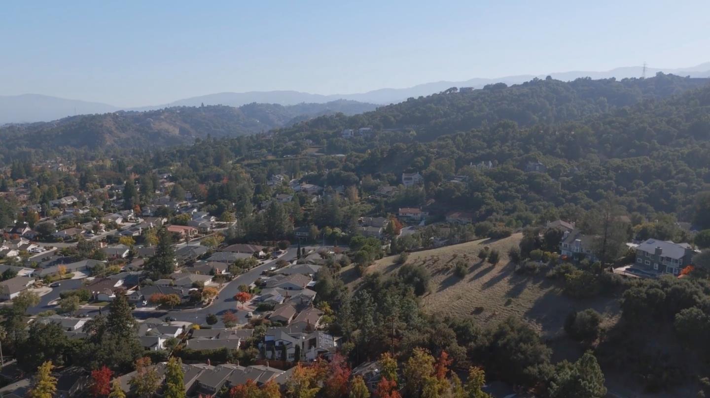 Detail Gallery Image 70 of 72 For 10107 Lamplighter Sq, Cupertino,  CA 95014 - 3 Beds | 2/1 Baths