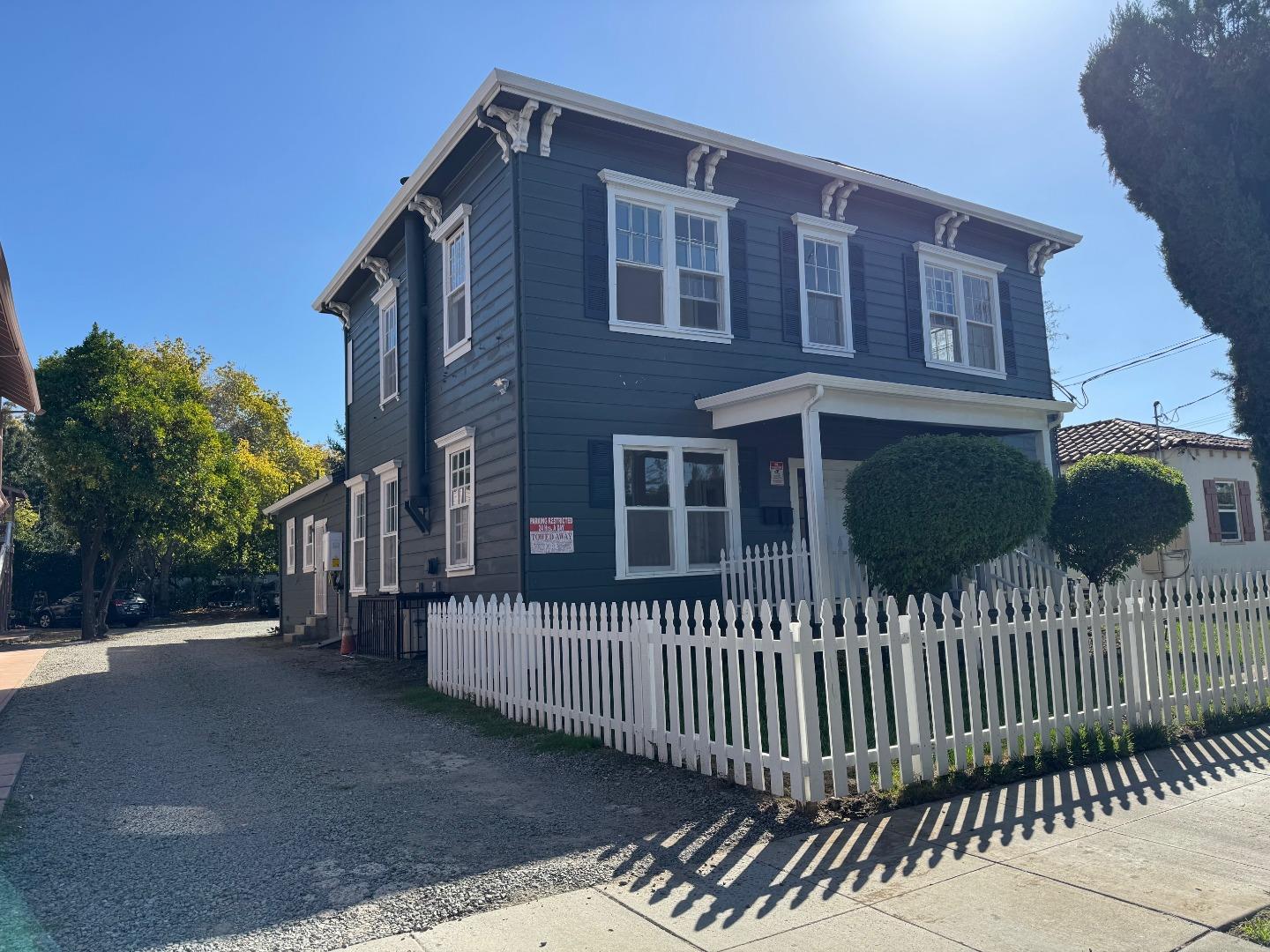 Detail Gallery Image 3 of 7 For 112 George St #2,  San Jose,  CA 95110 - 2 Beds | 1 Baths