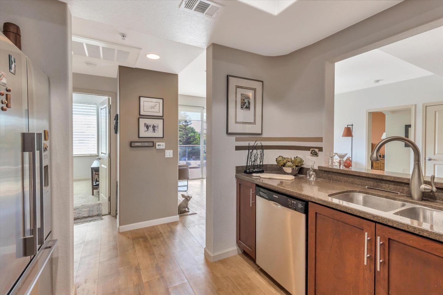 Detail Gallery Image 6 of 14 For Campisi Way,  Campbell,  CA 95008 - 2 Beds | 2 Baths