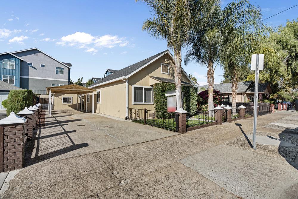 Detail Gallery Image 6 of 44 For 7621 Forest St, Gilroy,  CA 95020 - 4 Beds | 3 Baths