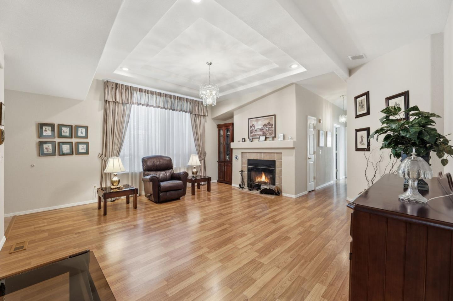 Detail Gallery Image 7 of 32 For 1111 Morse Ave #74,  Sunnyvale,  CA 94089 - 3 Beds | 2 Baths