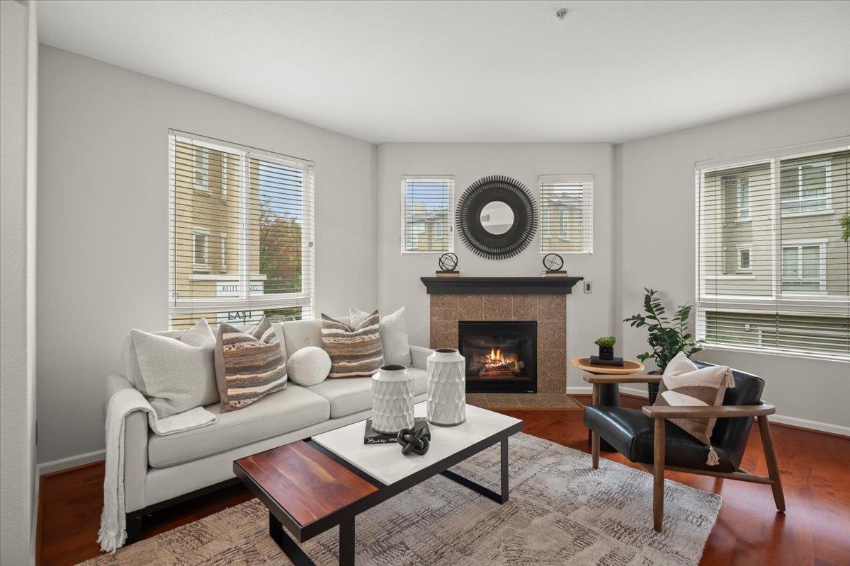 Detail Gallery Image 3 of 23 For 586 Marble Arch Ave, San Jose,  CA 95136 - 3 Beds | 3 Baths